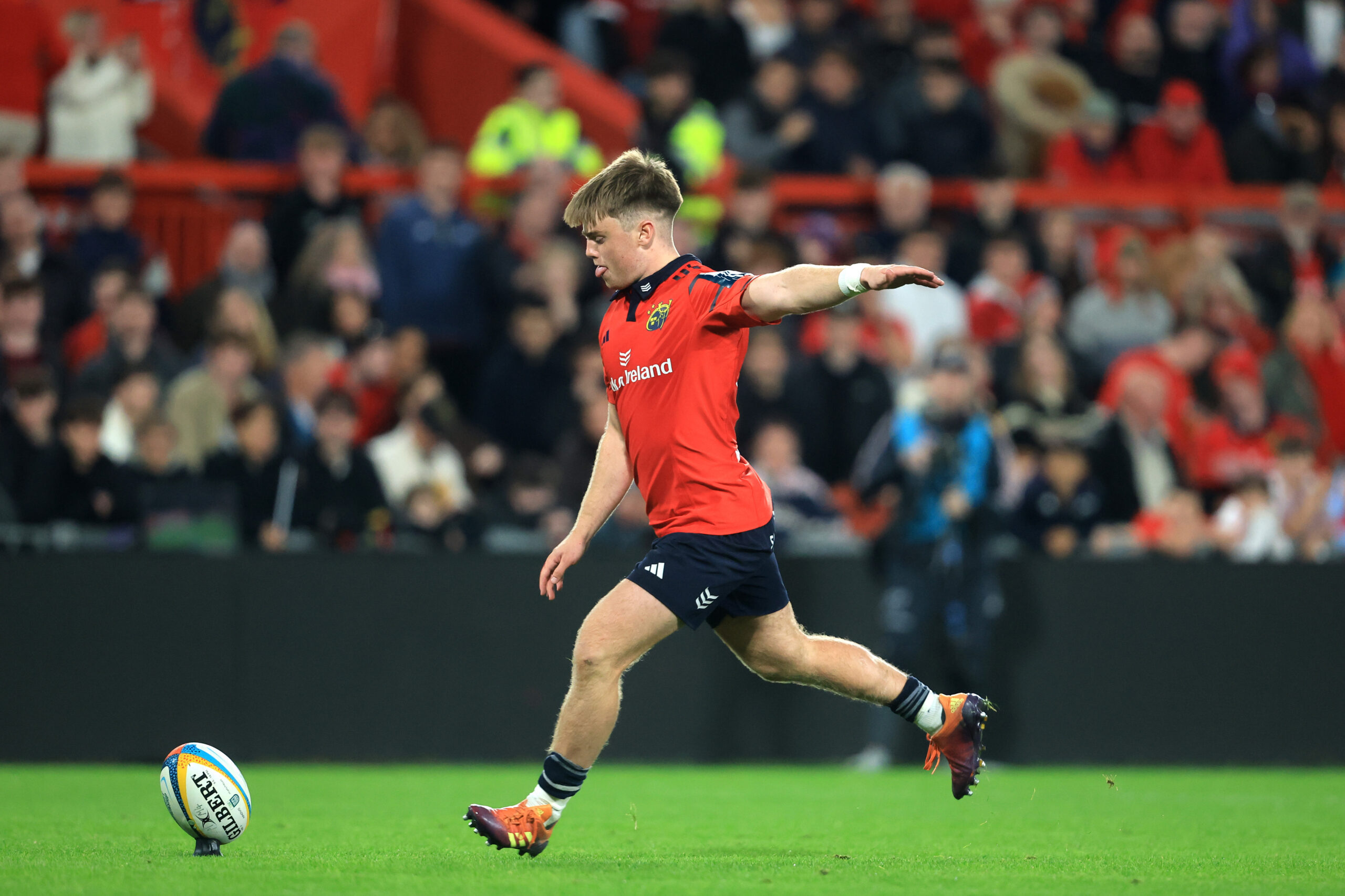 Vote for the Gilbert Kick of the Month – September